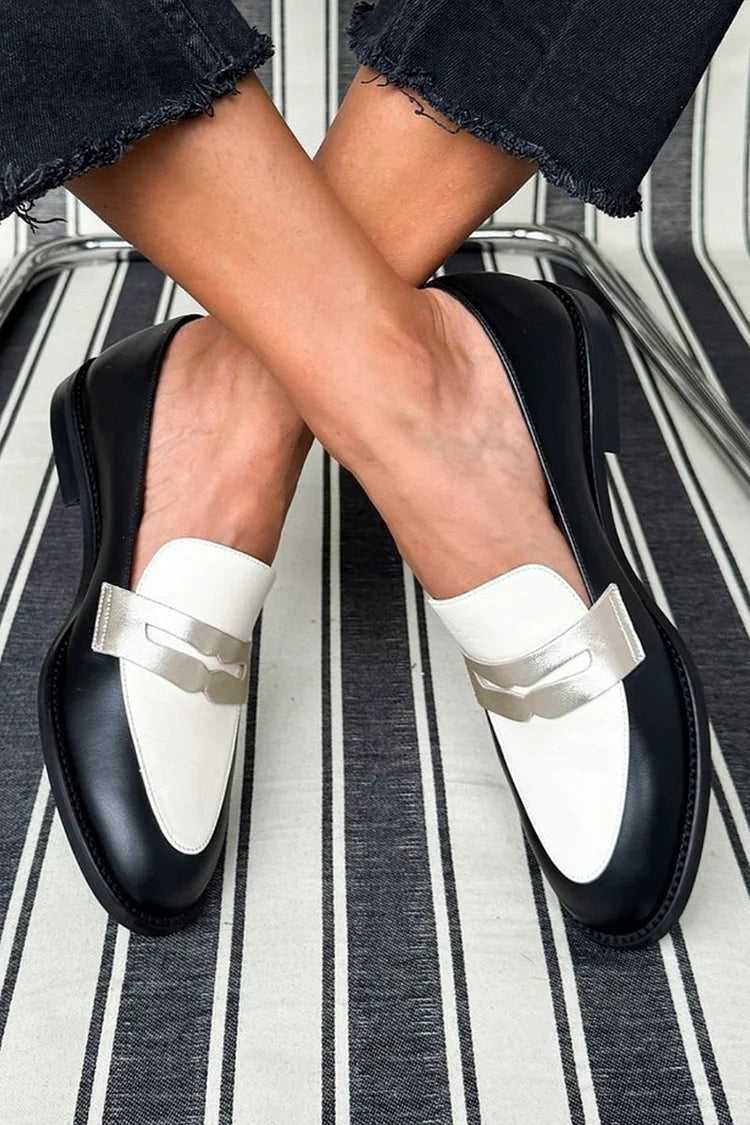 MONOKROME KLASSISKE LOAFERS