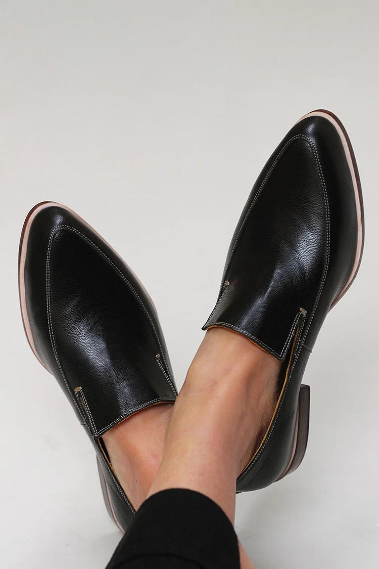 ELEGANTE MINIMALISTISKE LOAFERS