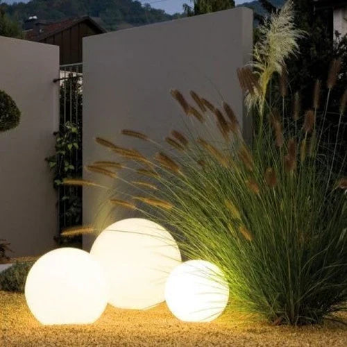 AuraKleur havebold LED-belysning – 16 farver – Trådløs, vejrbestandig og stemningsfuld til have, terrasse og fest