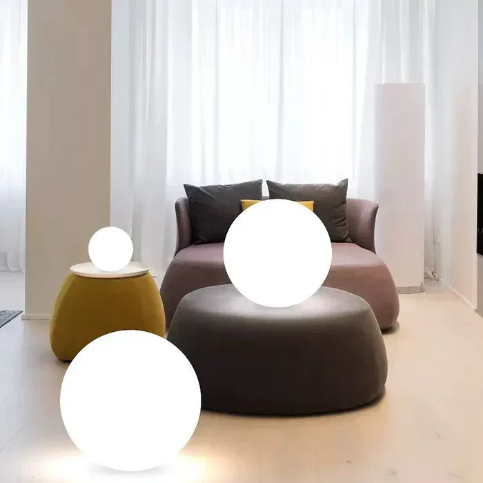 AuraKleur havebold LED-belysning – 16 farver – Trådløs, vejrbestandig og stemningsfuld til have, terrasse og fest