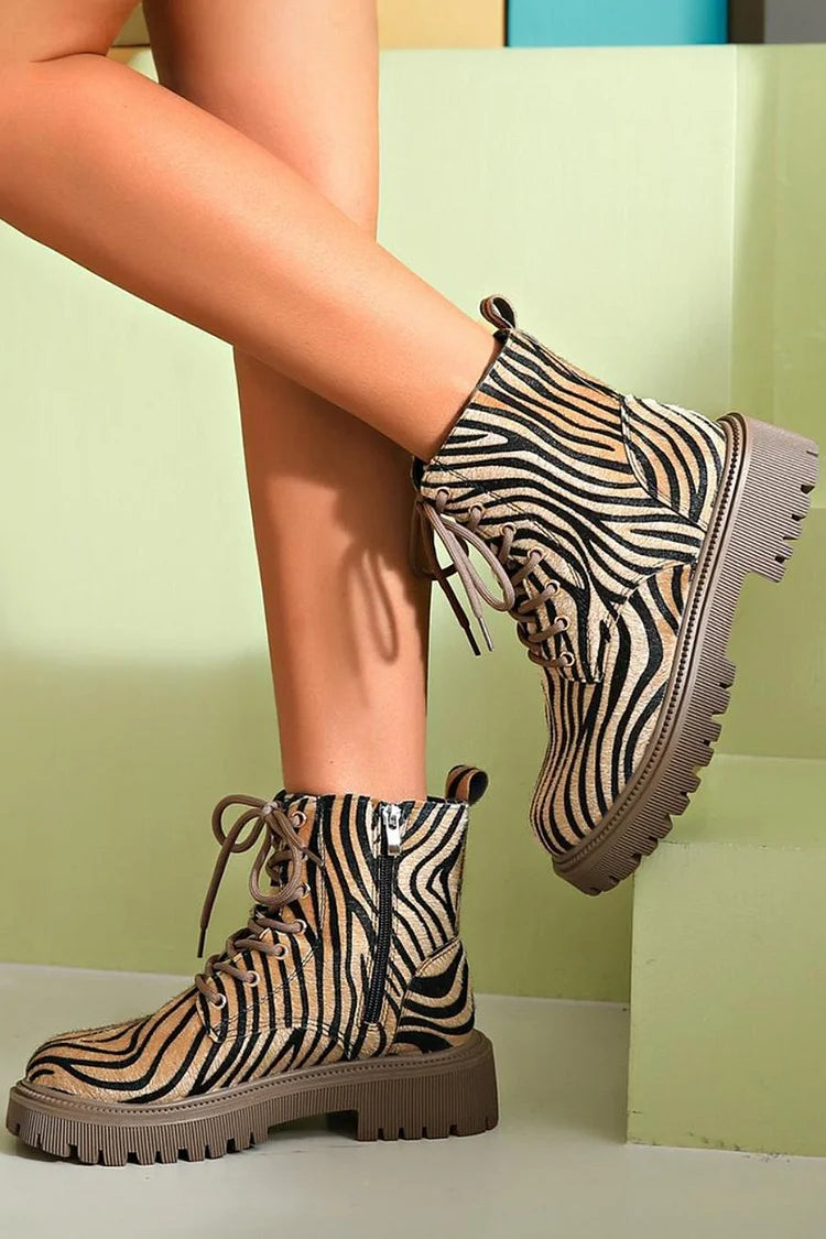 ZEBRA PRINT SNØREBOOTS
