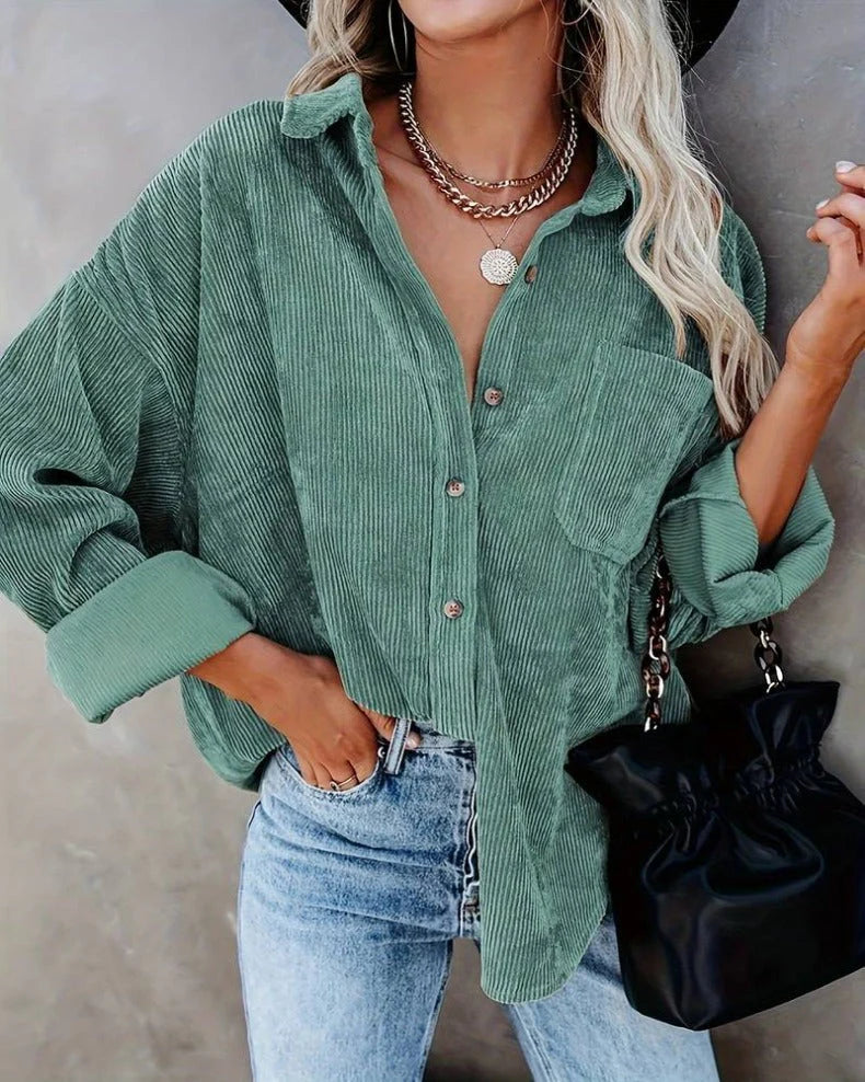 Ainsley Chemise Dame – Casual Vintage Skjorte i Blødt Kordfløjl med Brystlomme