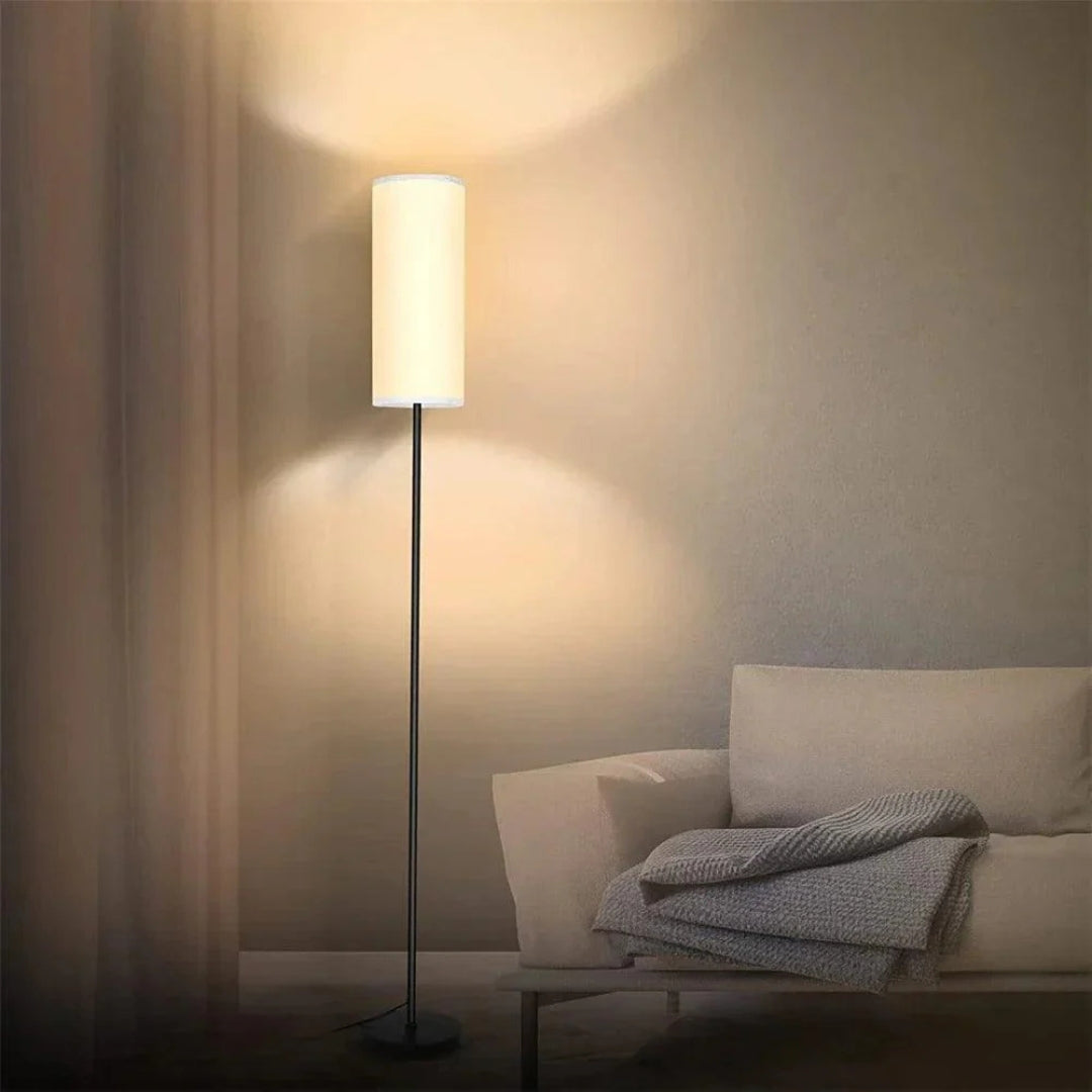 LumiGlow – Slank Gulvlampe med Cylindrisk Skærm for Blød Stemningsbelysning