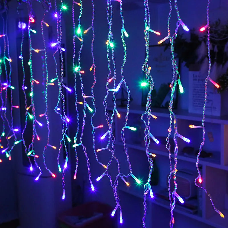 LED-isdroppljusdekoration – stämningsfull ljusgirlang med isdroppar