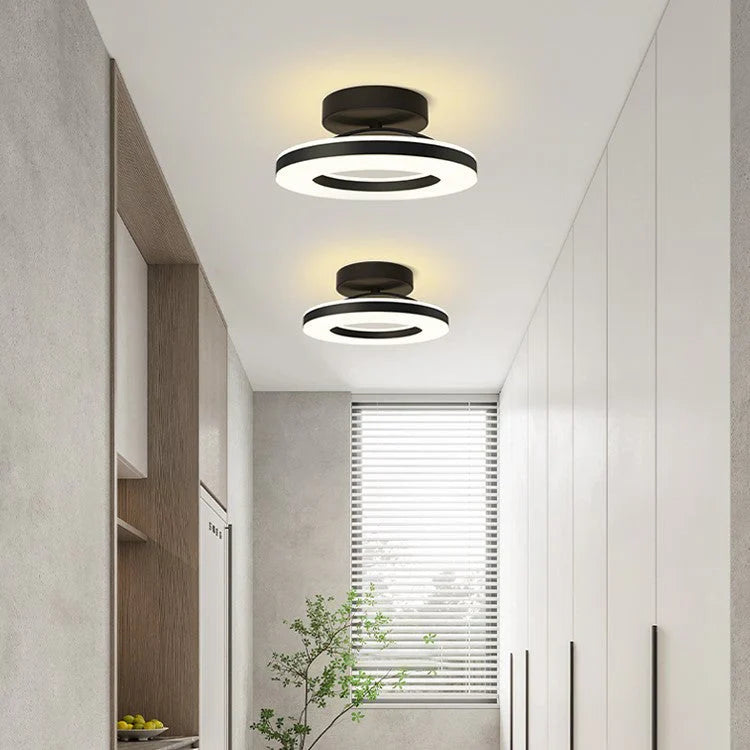 LumoRound - Elegant rund loftslampe med slankt design til sofistikeret belysning