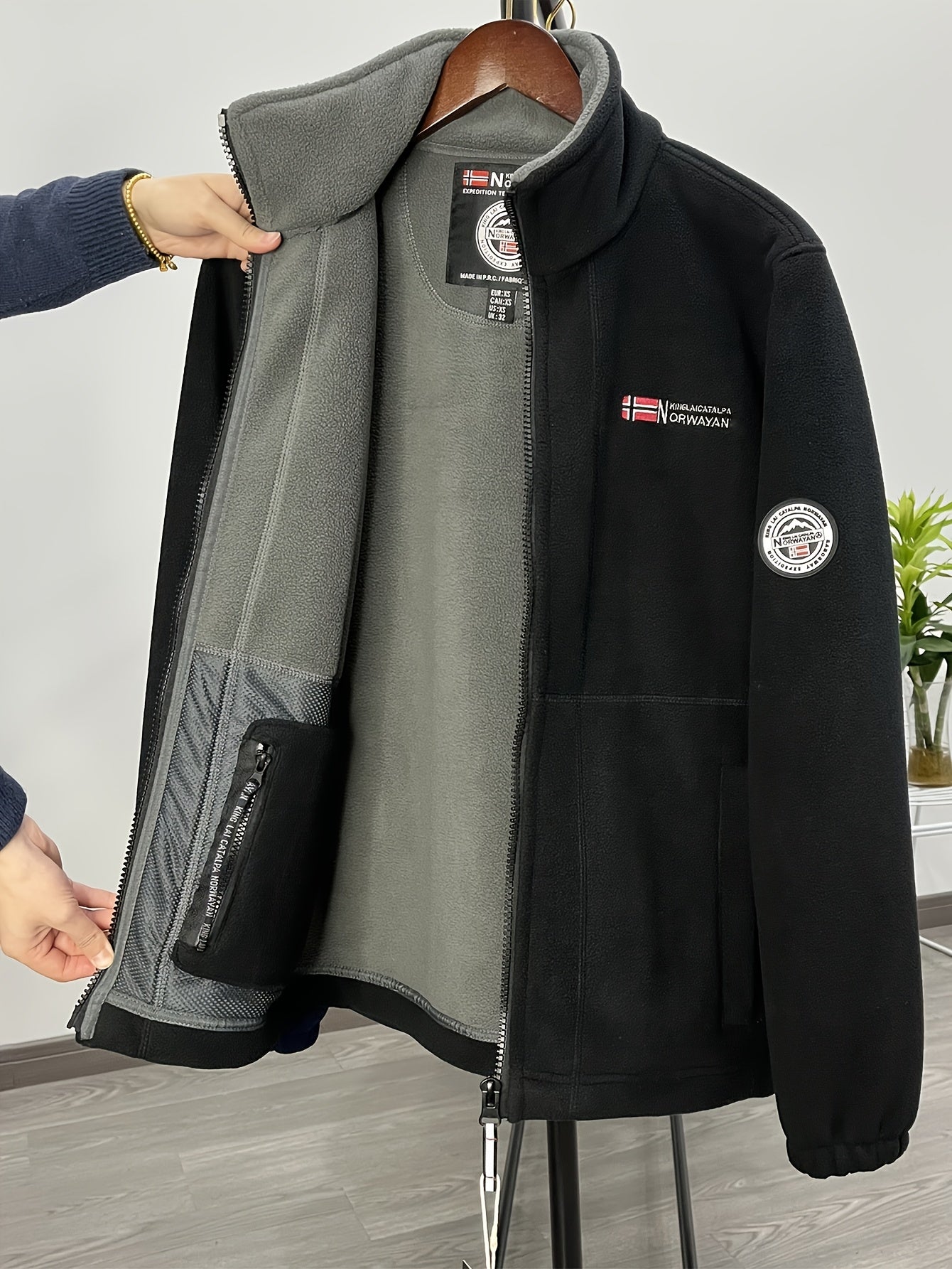 Julius Veste Polaire Outdoor Mand – Blød, Varm & Let med Beskyttende Krave
