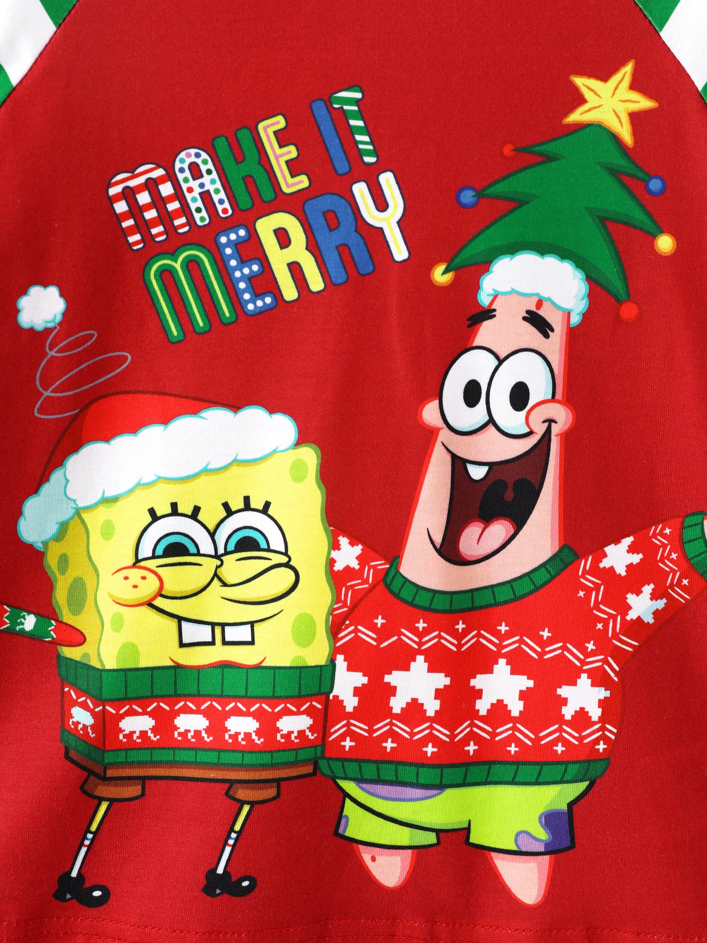SpongeJams | SpongeBob Firkantet Jule Familie Pyjamas Sæt med Stribet Design og Sokker