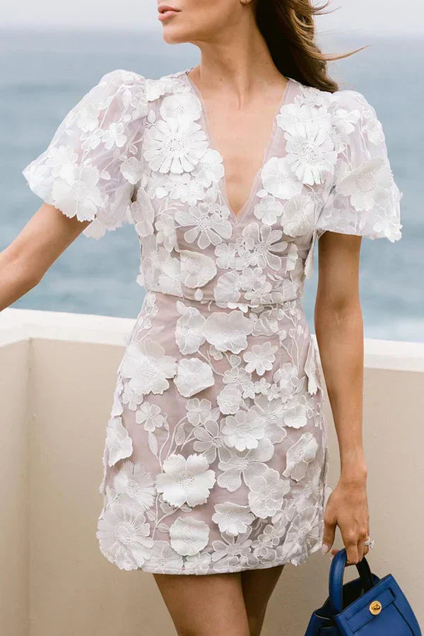 Elegant Blomstret Broderet Mini Kjole til Kvinder