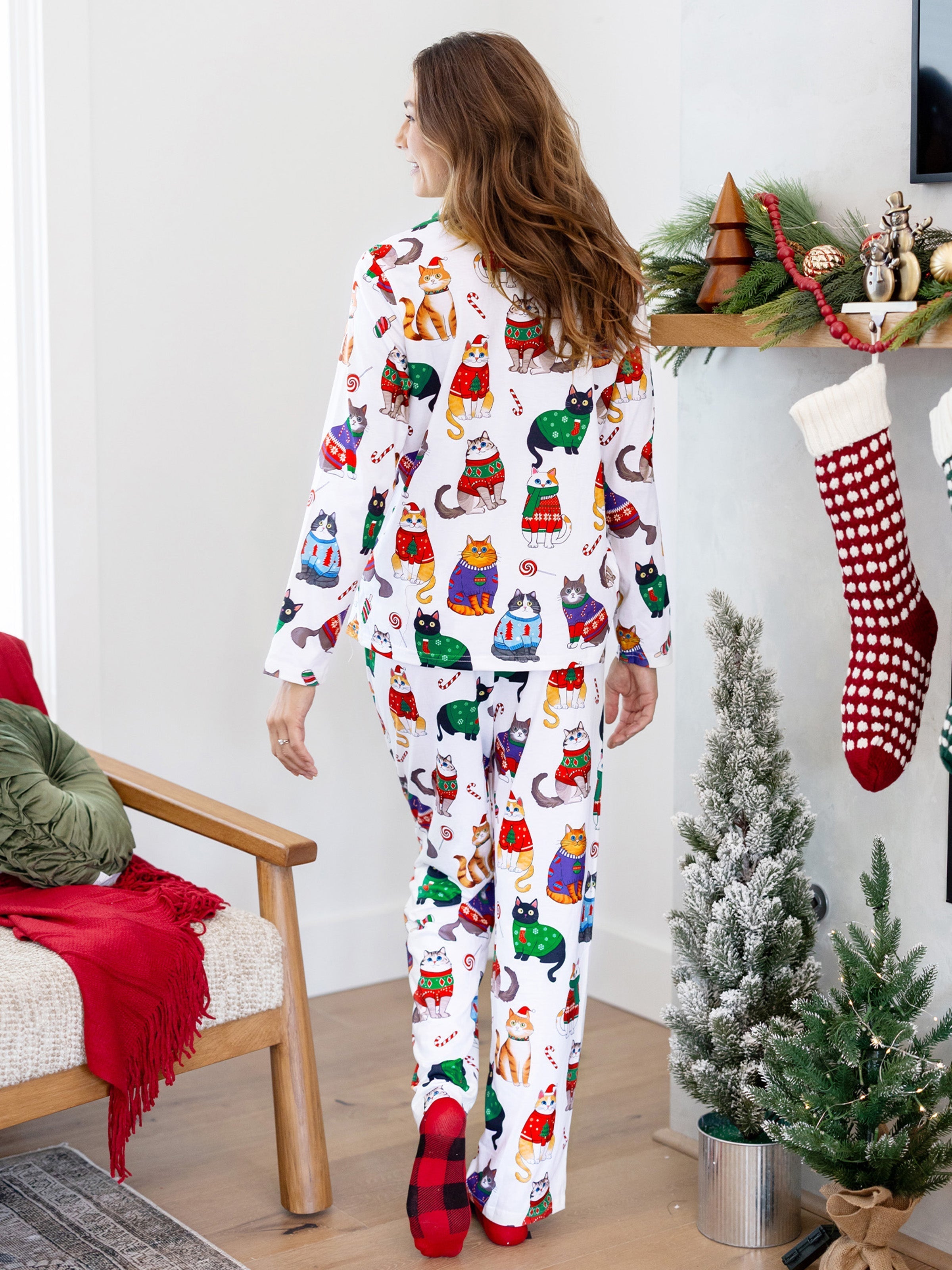 MeowJams | Jule Familie Pyjamas Sæt Katteprint med Matchende Sokker Multicolor