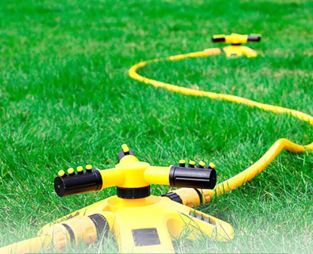 AquaLux 360º Sprinklersystem | Automatisk vandingsløsning med en forstærket 15M slange til optimal havepleje-zarada.dk