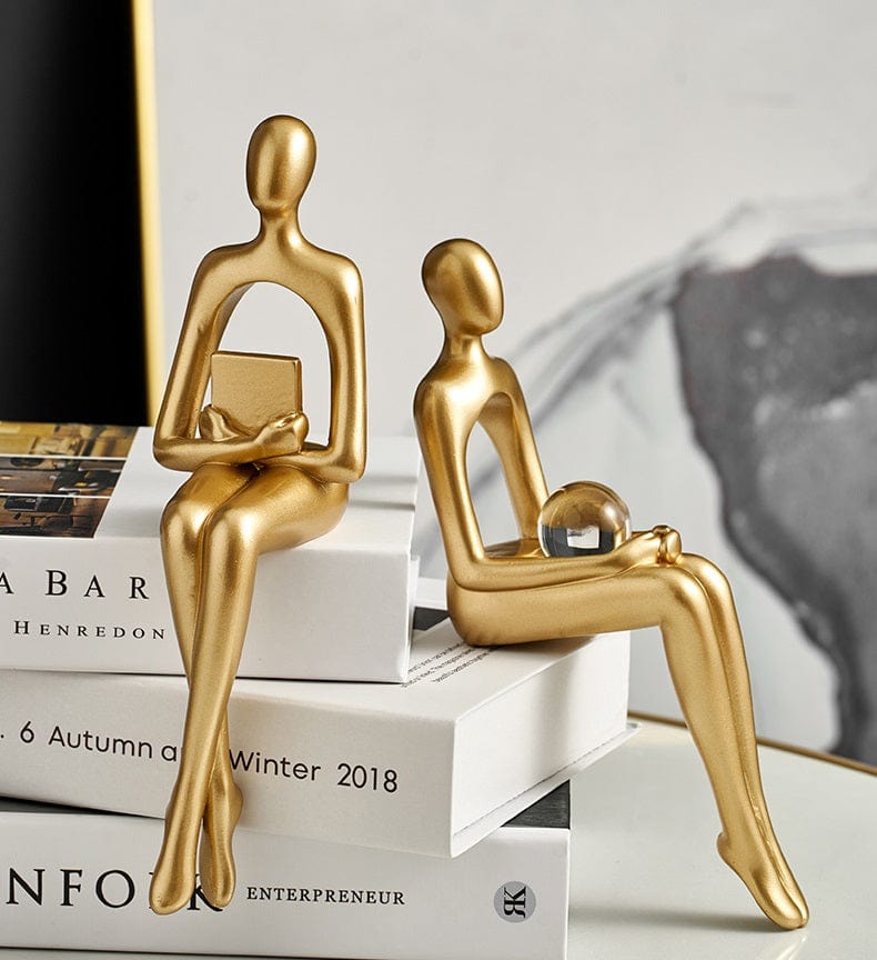 Abstrakte Statuetter til Indretning – Unikke Figurer til Hylder og Borde