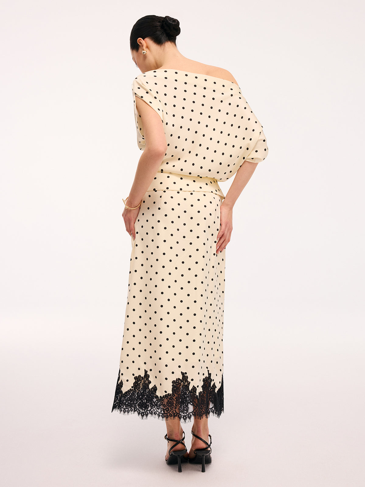 Polka Dot Top & Blondekant Midi Skirt Sæt