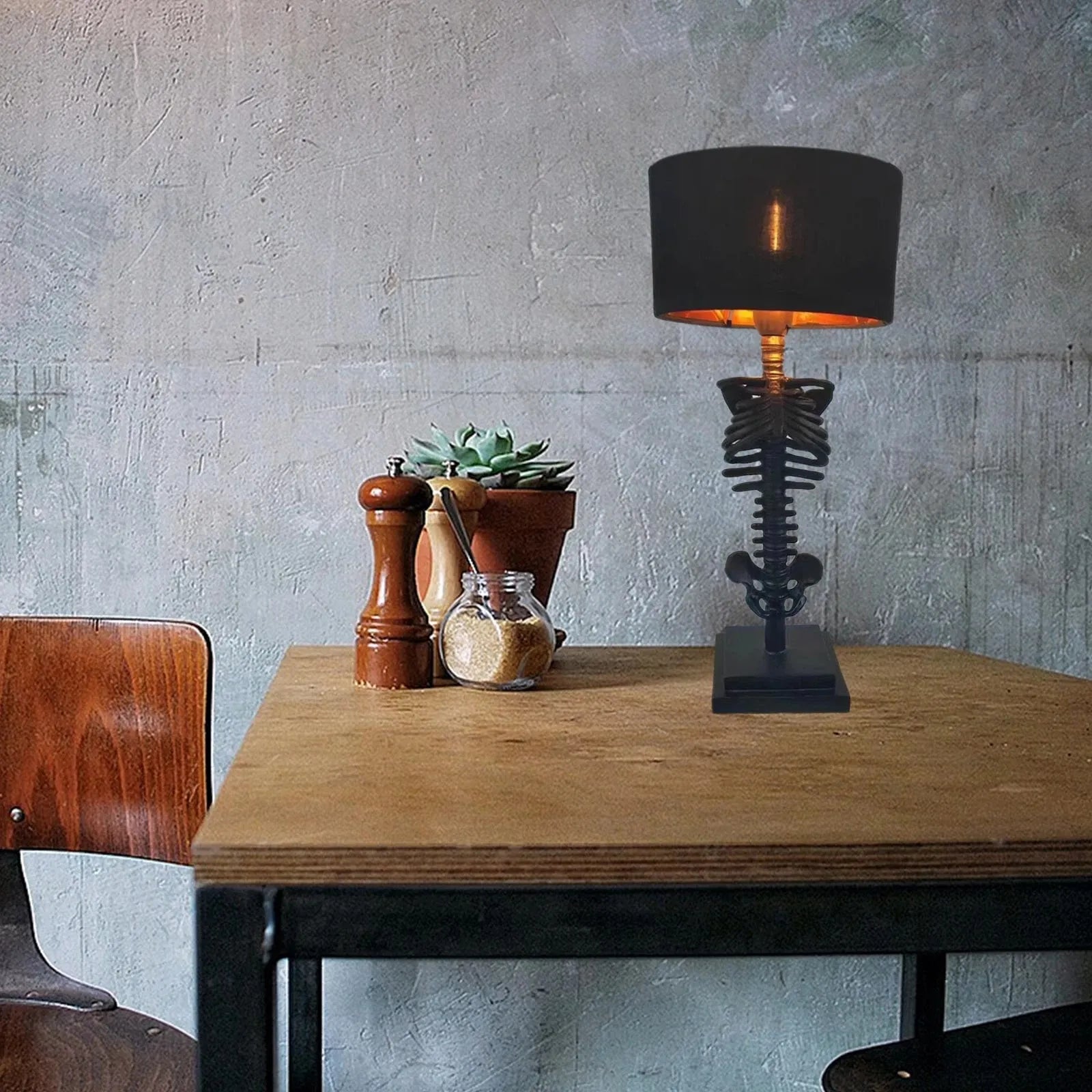 Bordlampe Gotisk Design med USB-Opladning til Stue og Soveværelse