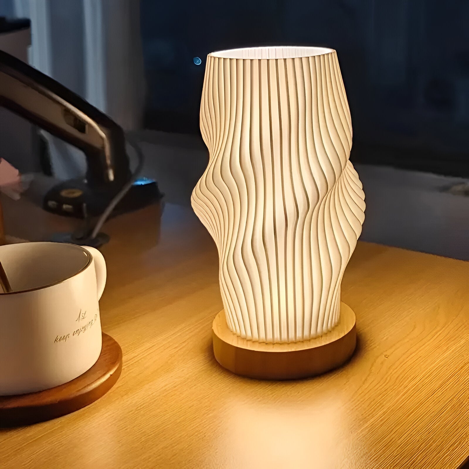 Bordlampe med 3D Bølgeeffekt til Stue og Soveværelse Moderne Design