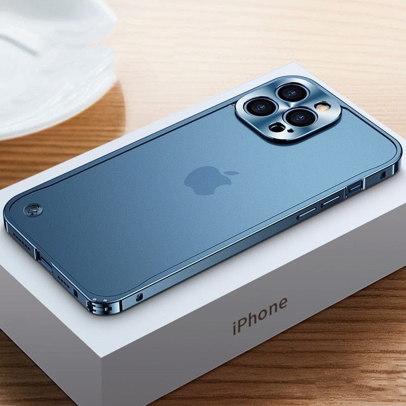 Bumper Cover Til iPhone 11, 12, 13, 14 - Stilfuld Beskyttelse Med Præcisionsbearbejdning
