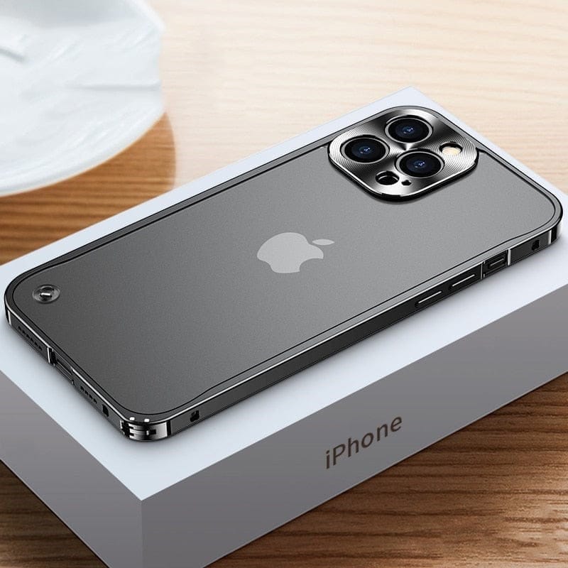 Bumper Cover Til iPhone 11, 12, 13, 14 - Stilfuld Beskyttelse Med Præcisionsbearbejdning
