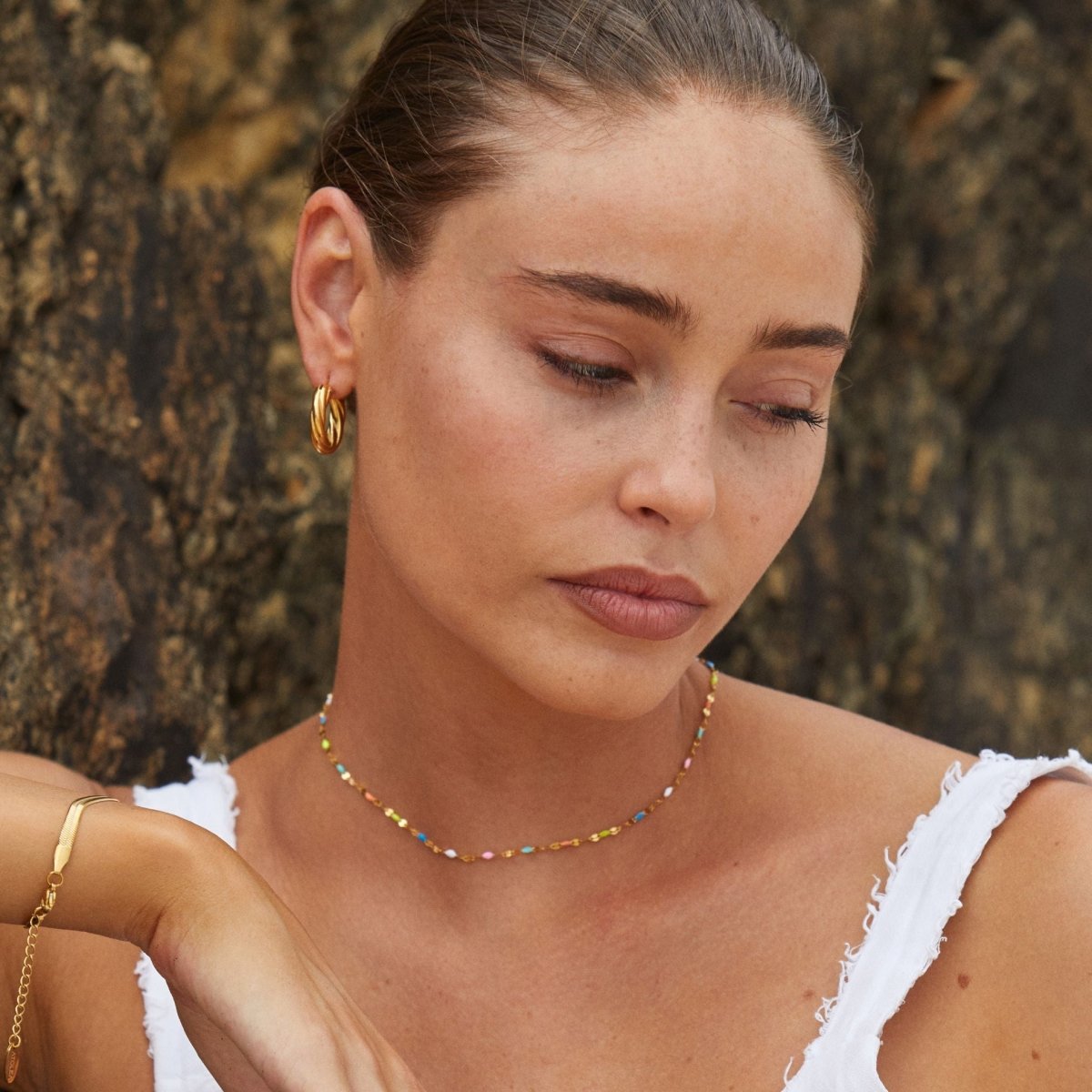 Choker Halskæde i Flerfarvet Design