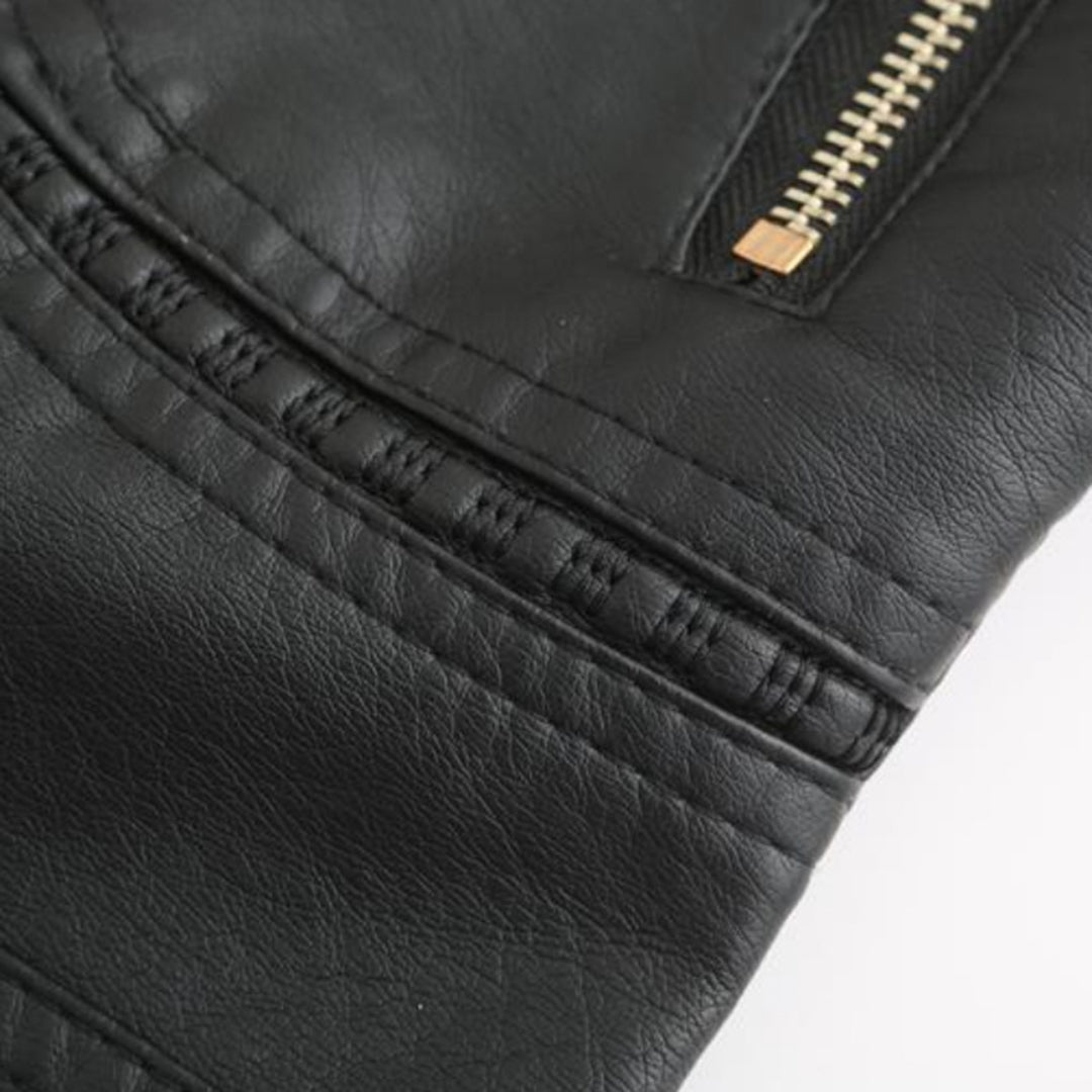 Janiyah Kvinders Læderjakke – Chic Ståkrave, Lynlåse & Elegant Moderne Stil