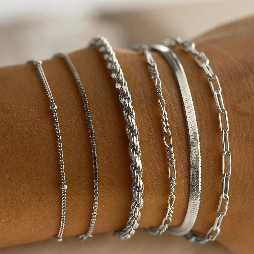 Armbåndssæt "Amélie" – 6-delt, Fint & Lagdelt Design