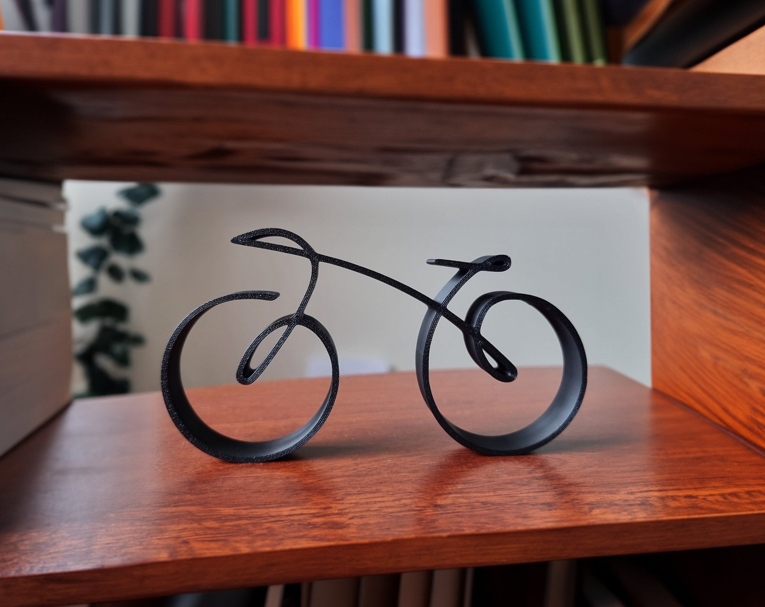 Cykelskulptur i Wireframe Stil