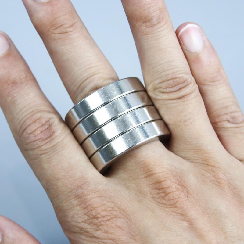 Folding Finger Ring Triggerring