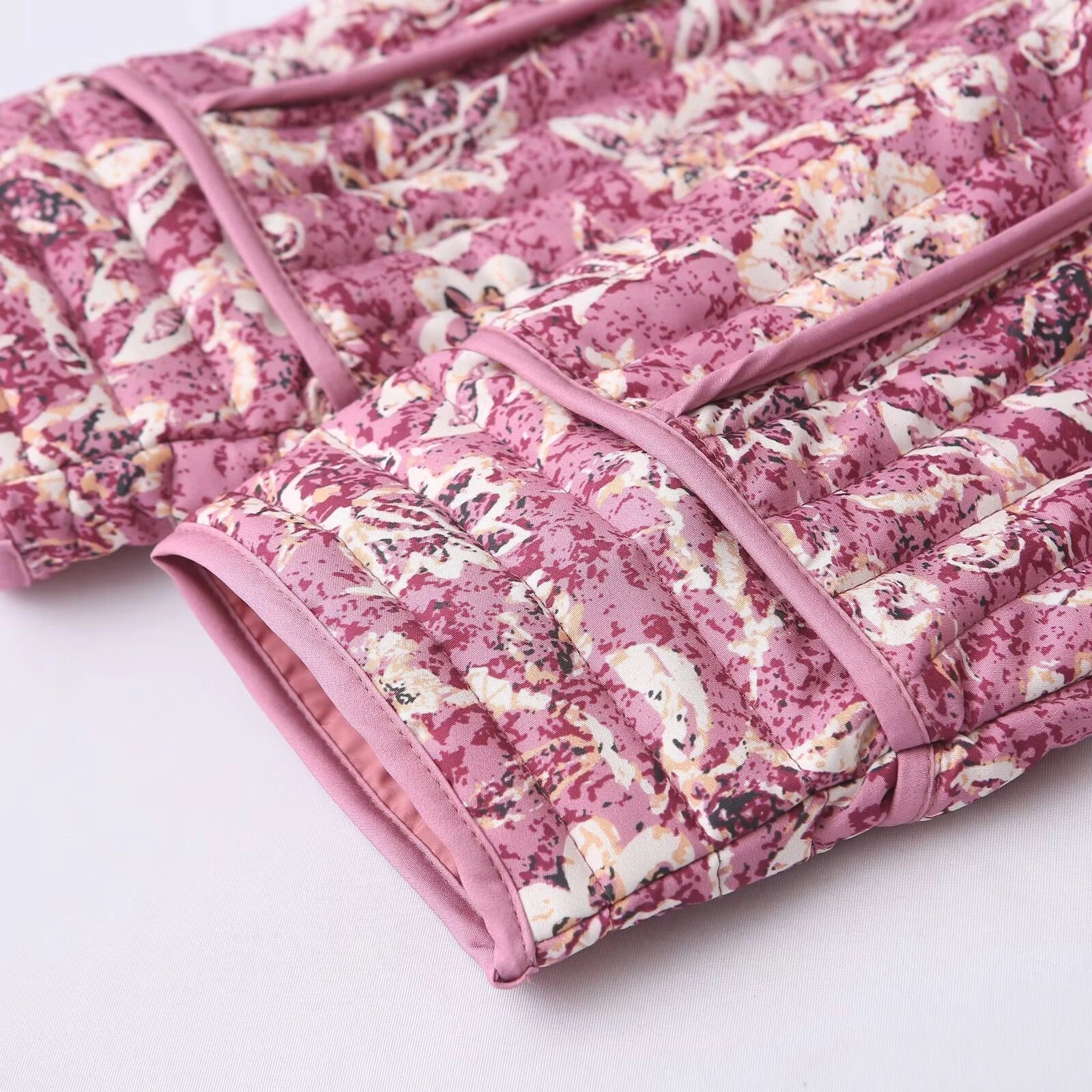 Forårsjakke Dame Cropped Puffer Med Blomsterprint