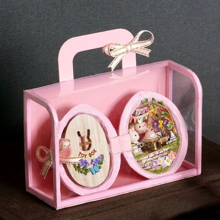 Håndlavet Dukkehus med Indvendig Belysning - Unik Miniature Dekoration