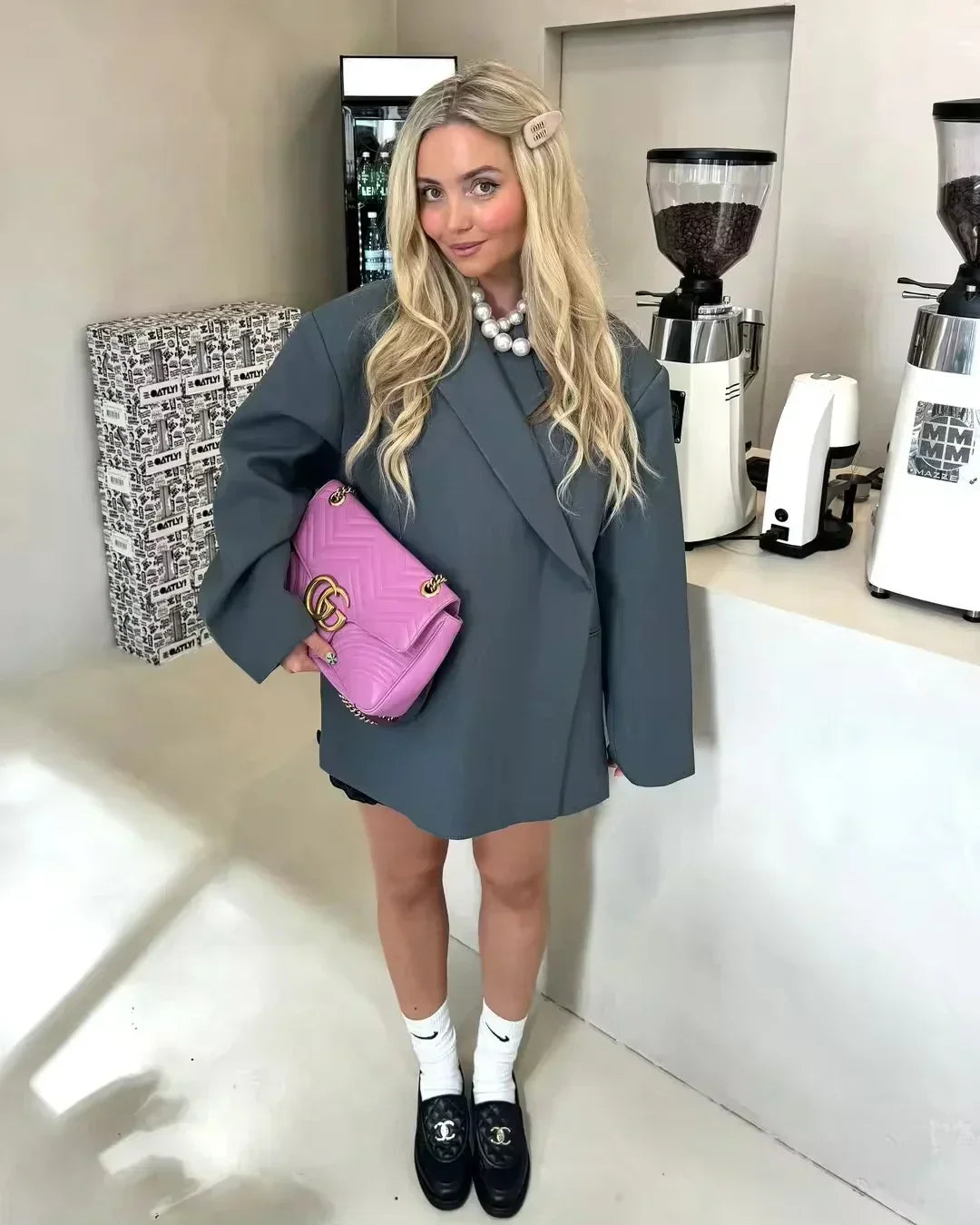 Morgan Blazer Oversize Kvinde – Chic Lang Jakke med Struktureret Krave & Afslappet Pasform