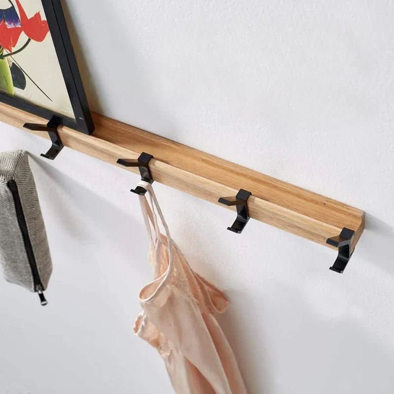 Justerbar Vægkrog i Nordisk Design