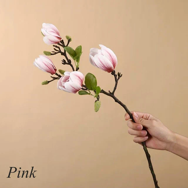 BlijftBloei – Stemningsfuld Kunstgren med Realistiske Magnolia Blomster