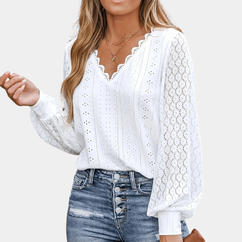 Kvinders Bluse i Lace med V-udskæring