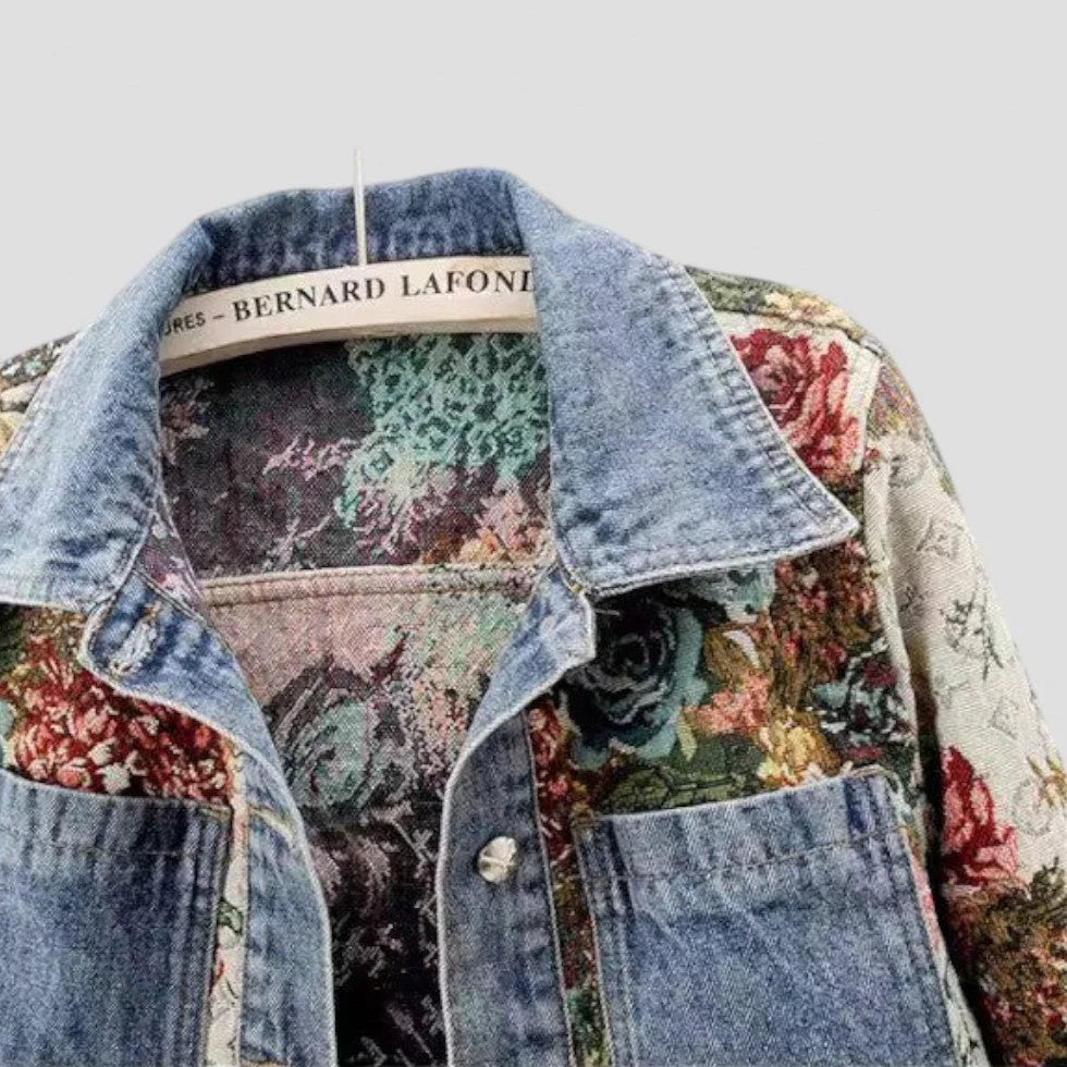 Kvinders Denimjakke med Blomsterpatchwork Boho-stil