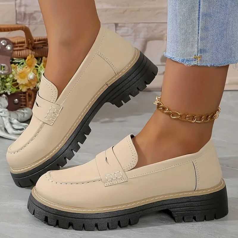 Kvinders Loafers i Suede med Chunky Sål