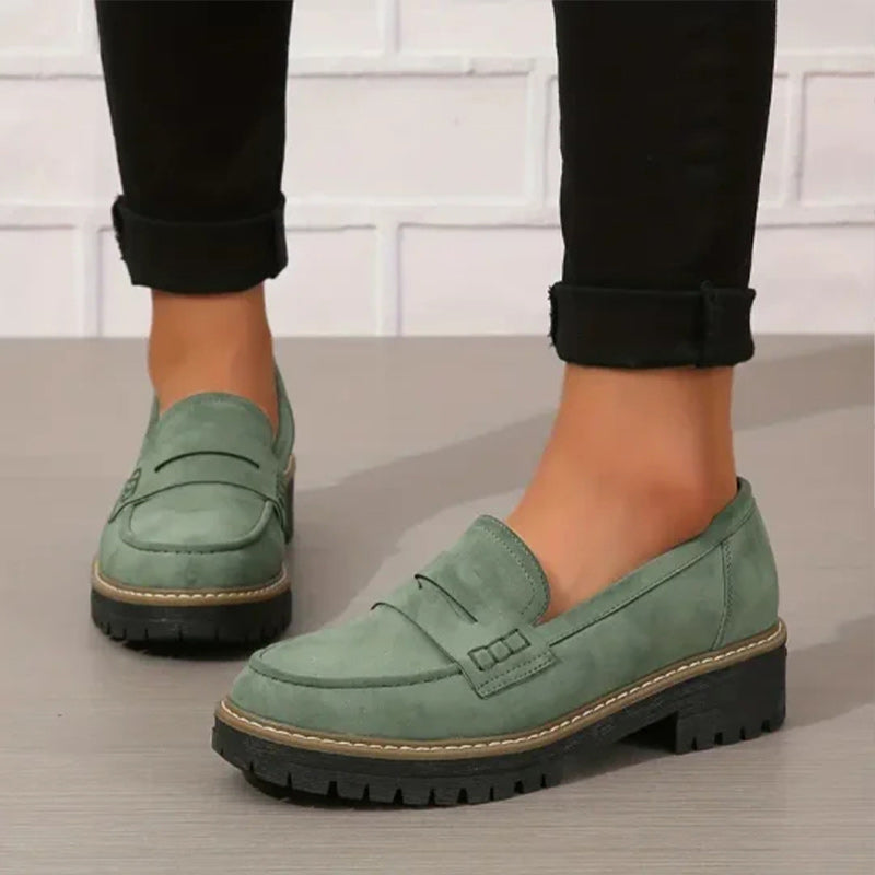 Kvinders Loafers i Suede med Chunky Sål