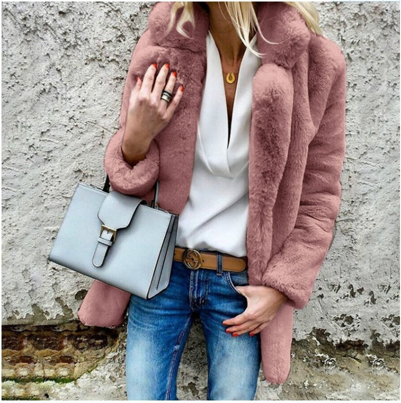 Kvinders Oversized Faux Fur Frakke med Fold-Over Krave