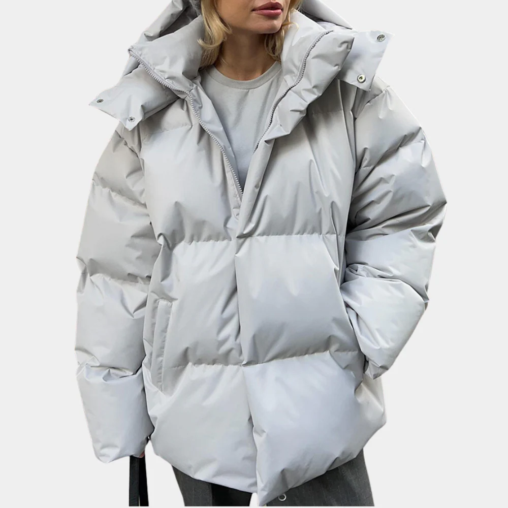 Kvinders Pufferjakke - Oversized Pasform - Quilltet Hætte - Vandafvisende