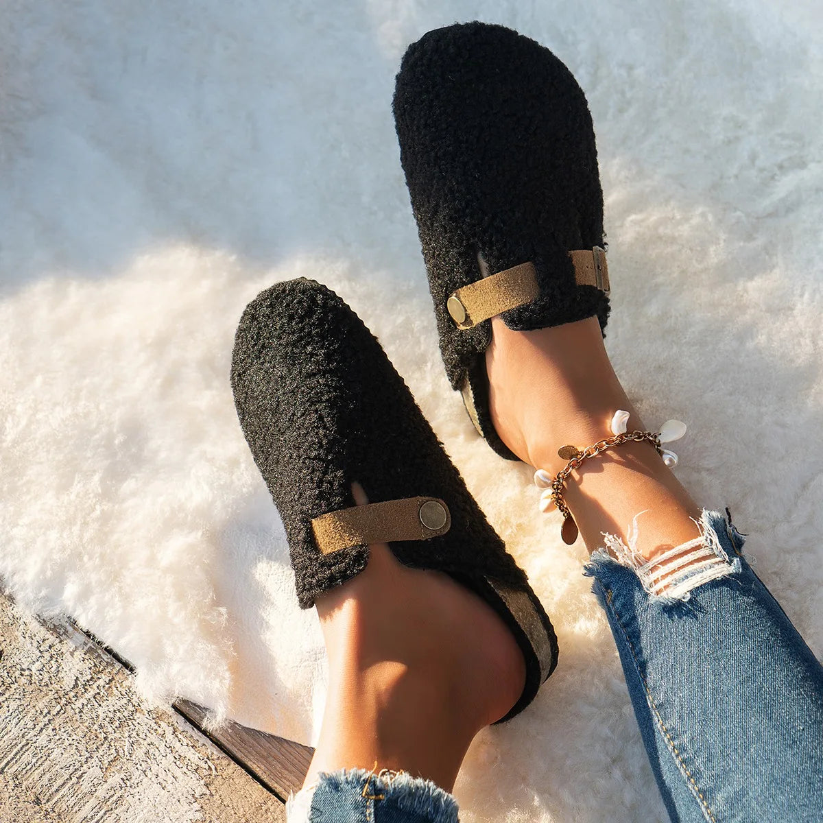 Kvinders Slip-On Sko med Spænde Detalje Komfortabel Design