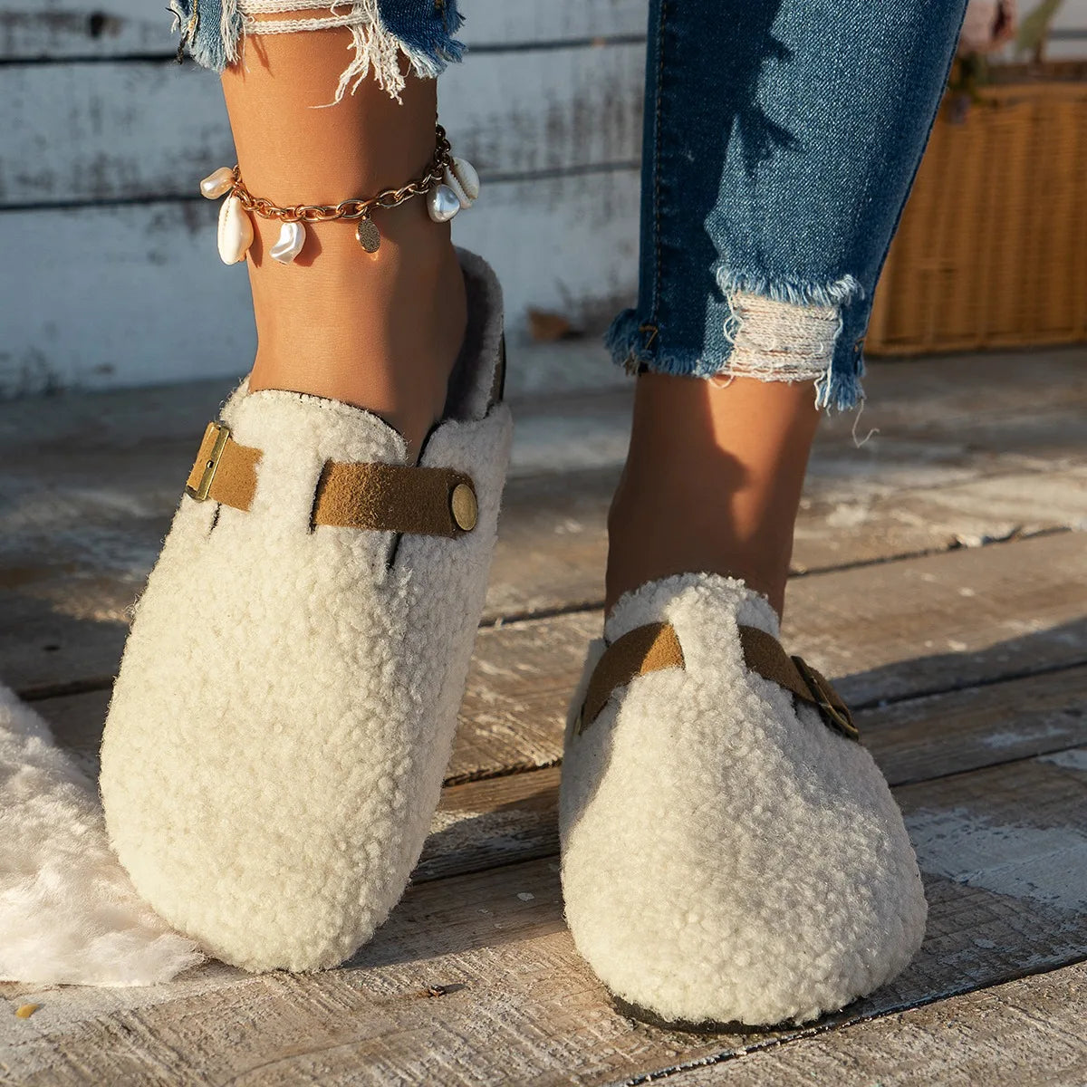 Kvinders Slip-On Sko med Spænde Detalje Komfortabel Design