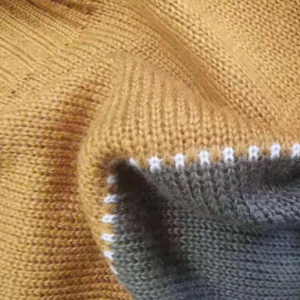 Kvinders Stribet Sweater i Klassisk Stil