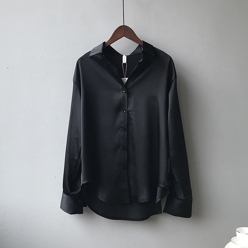 Kvinders Vintage Skjorte med Elegante Detaljer