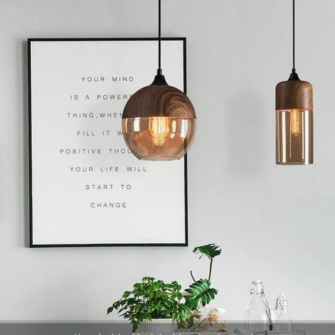Loftslampe i skandinavisk stil med justerbar højde