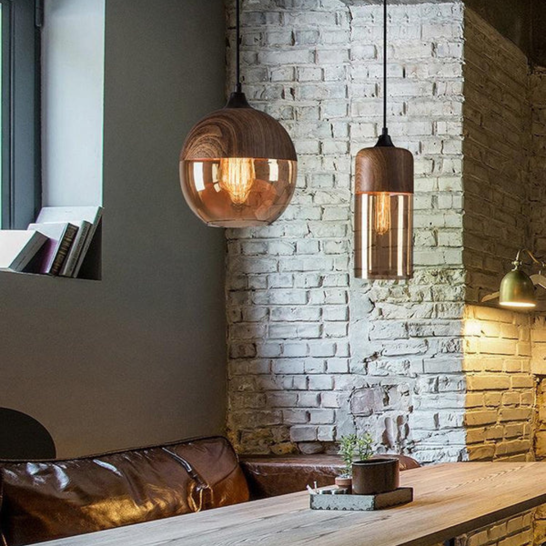 Loftslampe i skandinavisk stil med justerbar højde