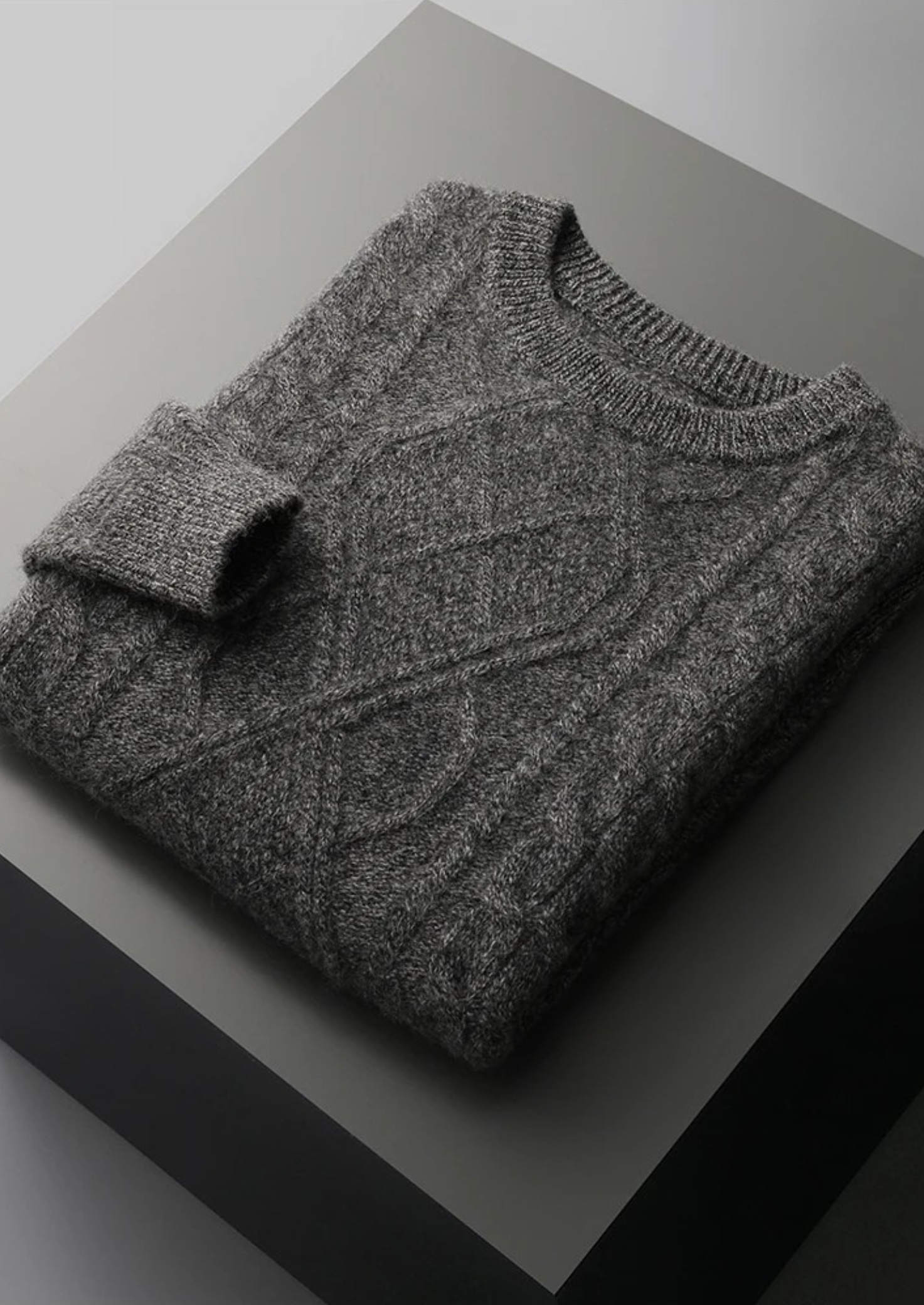 Herre Kabelstrik Crew Neck Sweater – Klassisk Vinterlag