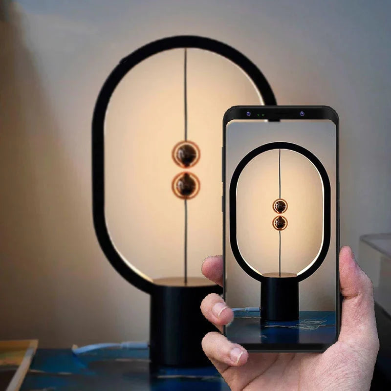 Mini Natlampe med Magnetisk Kontrol