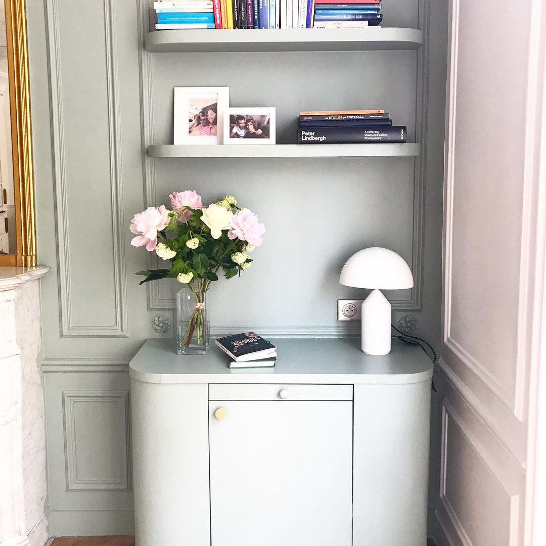 Minimalistisk Bordlampe med Geometrisk Design til Indretning