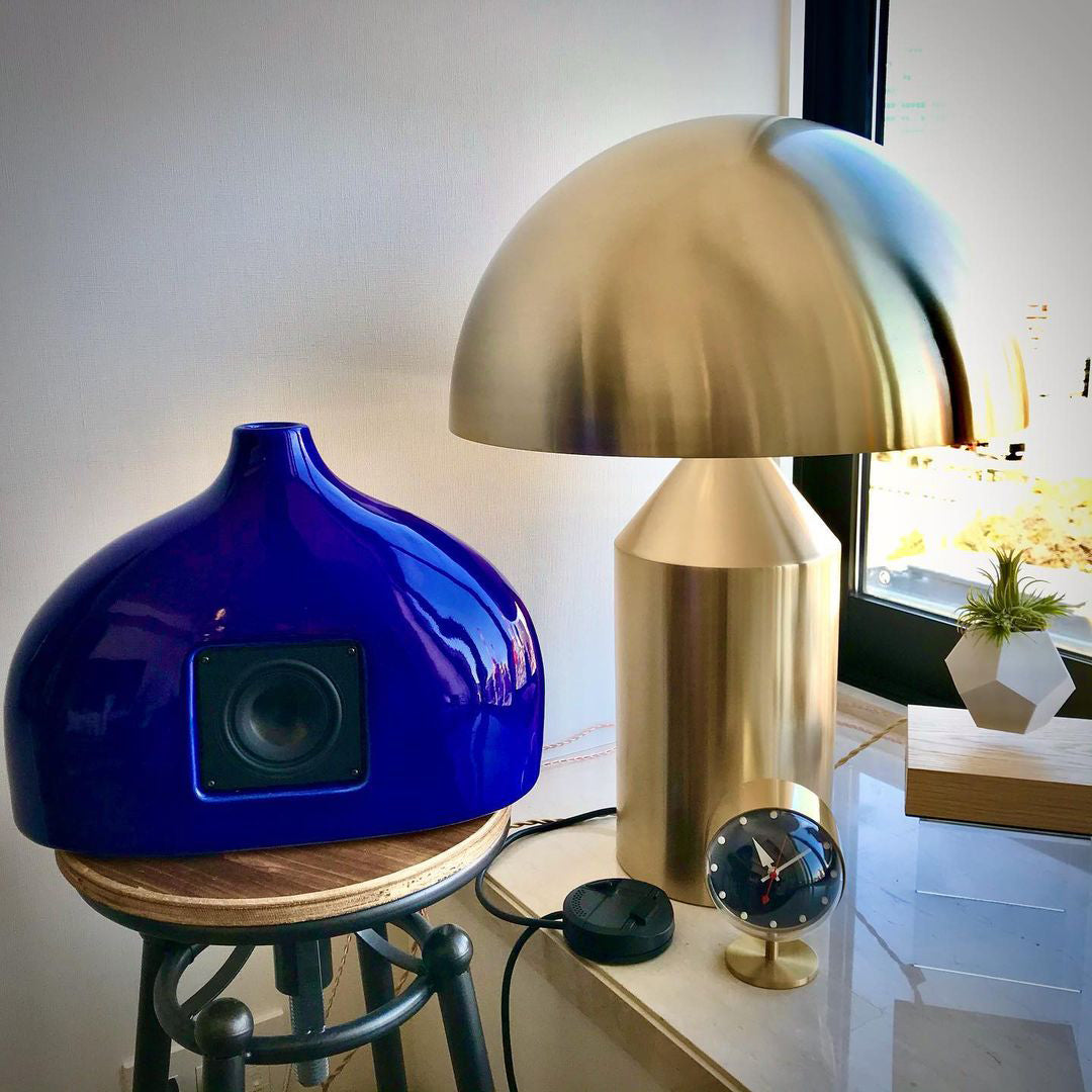 Minimalistisk Bordlampe med Geometrisk Design til Indretning
