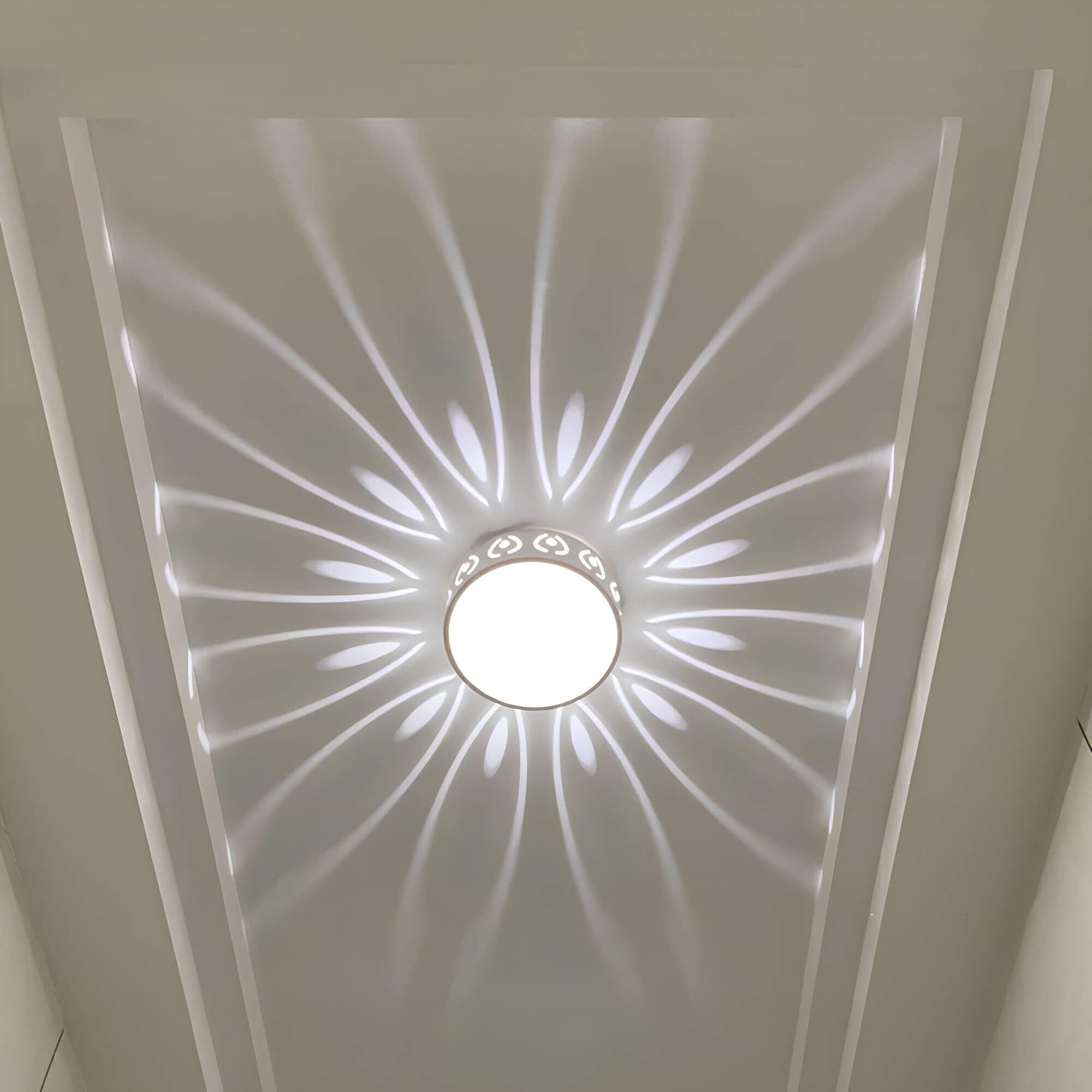 SlimLight- Elegant LED-Loftslampe Til Moderne Stil