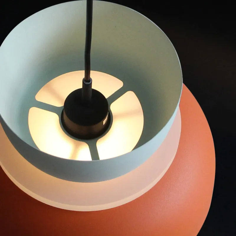 Moderne Hængende Lampe i Skandinavisk Stil