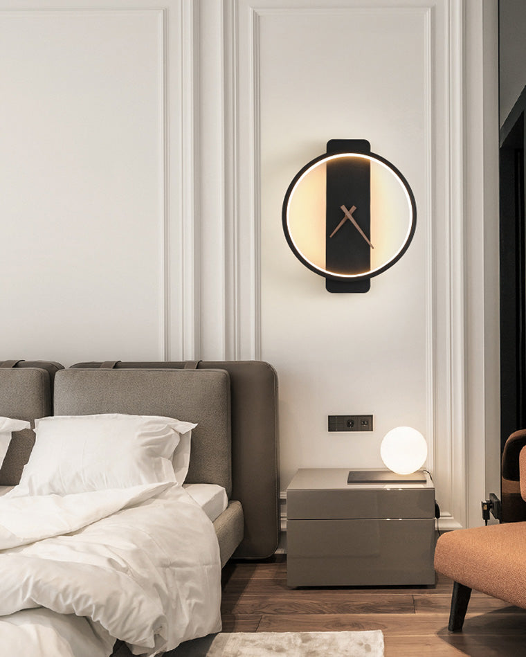 Moderne Vægur med LED-lys