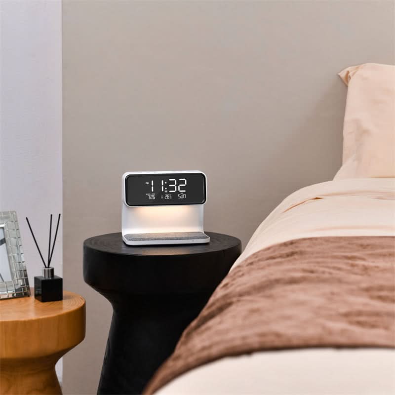 Multifunktionel Vækkeur med LED-Lampe og Trådløs Oplader